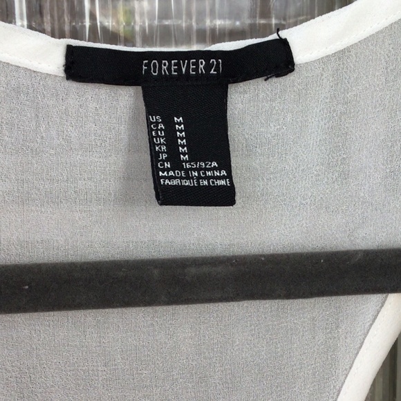 🌻3/$25 Razor Back Forever 21 Top! - Picture 2 of 3